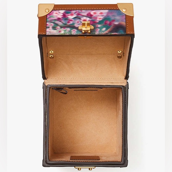 Disney X Kate Spade New York Bambi 3d Trunk Clutch - Picture 4 of 6
